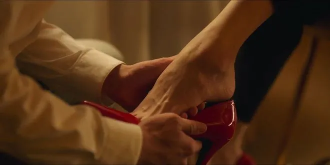 spank是什么？深度解析鞭打在BDSM中的角色和魅力 一