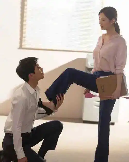 我竟然发现自己有s属性,原来潜藏的秘密早已无法掩饰 一